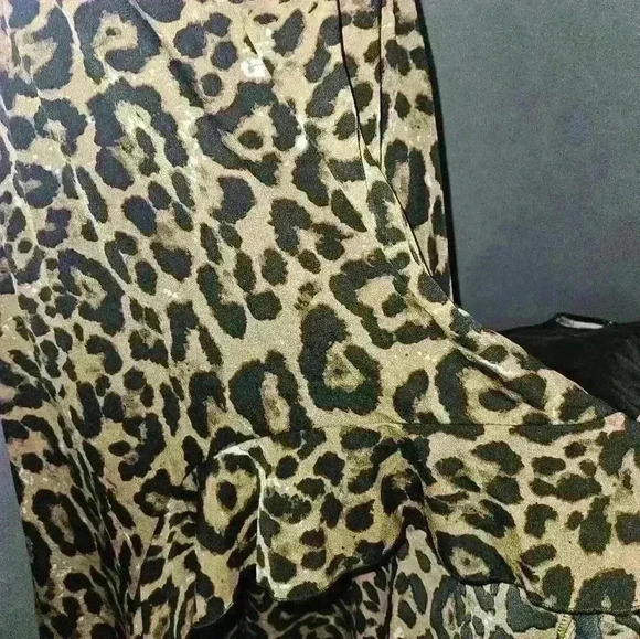 Womans Cheetah Print Womans Hi-Lo Skirt Size XL - Picture 2 of 10